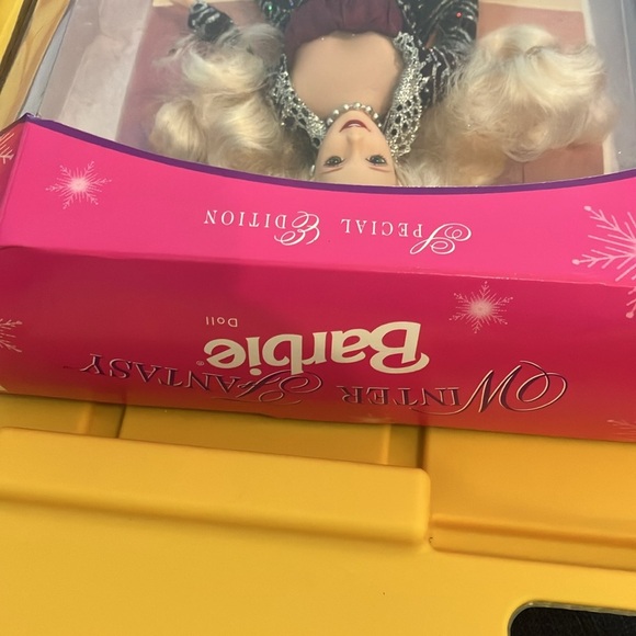 Vintage 1996 Winter Fantasy Barbie - New in Box - Picture 4 of 6